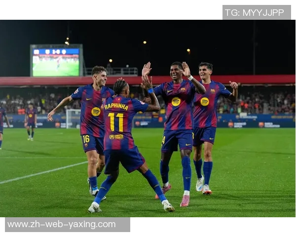 瓦伦西亚主场迎战巴萨双方争夺西甲积分榜关键战役 瓦伦西亚主场迎战巴萨双方争夺西甲积分榜关键战役